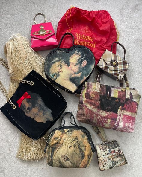 Vivienne Westwood Vintage, Vivienne Westwood Bags, Jane Birkin, Pretty Bags, Cute Bags, Corsets, Punk Fashion, Vivienne Westwood, No. 2