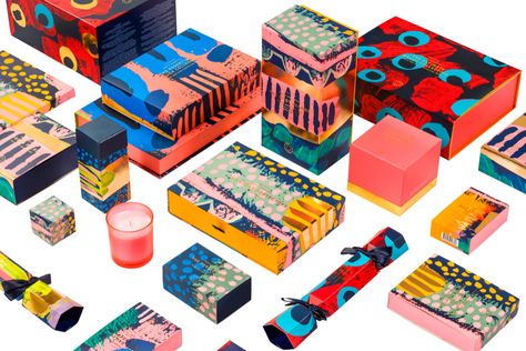 Limited Edition Packaging, Socks Packaging, Empire Romain, Chocolate Packaging, Holiday Packaging, Creativity And Innovation, Vibrant Art, Aboriginal Art, Mecca