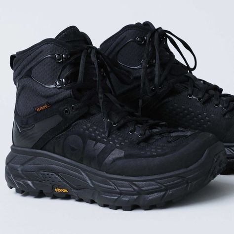 Hoka Shoes Men Outfit, Hoka Shoes Men, Shoes Men Outfit, Hiker Shoes, Mens Walking Boots, Chippewa Boots, Adventure Shoes, Boots Outfit Men, Hoka Shoes