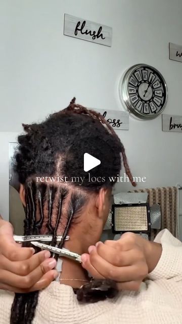 Link to the hair beauty world✨ on Instagram: "Retwist locs tutorial✨ Cr TT munym1 Follow for more about hair🙌 🌿𝗦𝗽𝗿𝗶𝗻𝗴 𝗦𝗮𝗹𝗲, 𝗨𝗽 𝘁𝗼 $𝟲𝟬 𝗼𝗳𝗳 ❤️𝟒 𝐢𝐧𝐭𝐞𝐫𝐞𝐬𝐭—𝐟𝐫𝐞𝐞 𝐩𝐚𝐲𝐦𝐞𝐧𝐭 𝐰𝐢𝐭𝐡 𝐊𝐥𝐚𝐫𝐧𝐚 @linktohairofficial . . . #linktohair#kinkyhair#kinkystraight#kinkycurly#gluelesswig#4chairstyles#4chair#hdlace#hdlacewig#trendy#wigslay#lacewigs#hairinspo#wigs#hairstyle#blackgirlsrock#hairtutorial#viral#explore#explorepage#tiktok#hairextensions#tips#trending#fyp#braids#sharing#foryou#locs#locstyles" Diy Retwist Locs, Diy Locs Tutorials, Loc Retwist Tutorial, How To Retwist Locs, Retwisting Locs Tutorials, Retwist Tutorial, How To Retwist Your Own Locs, Retwist Locs Style Black Women, 60 Locs