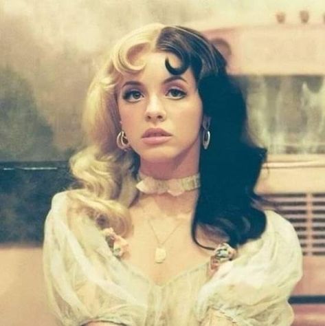 K-12 Melanie Martinez, Melanie Martinez Photography, Melanie Martinez, Adele, Fun Games, Group Chat, Pacsun, Sephora, Celebrity Style