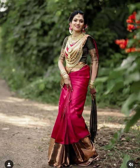 Contrast Saree And Blouse, Contrast Saree, Saree And Blouse, Saree Designs Party Wear, Indian Bridal Dress, Sarees Collection, Classy Jewelry, Dress Clothes, My Photo Gallery