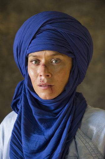 American Odyssey - Season 1 American Odyssey, Elvis Photos, Anna Friel, Drama Tv Series, Character Poses, Zombie Apocalypse, Amazing Adventures, Zombie, Tv Series