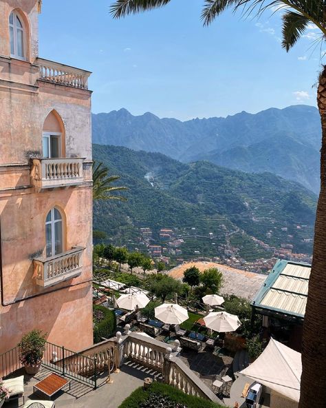 Palazzo Avino on Instagram: “It’s a beautiful day ♥️ • • #palazzoavino #lhw #lhwtraveller #pinkpalace #ig_amalfi#ig_ravello #pinkfriend #palazzoavinoaddict #lhwtraveler…” Palazzo Avino, Wedding Aesthetic, Italian Wedding, A Beautiful Day, Amalfi Coast, Amalfi, Naples, Beautiful Day, Capri