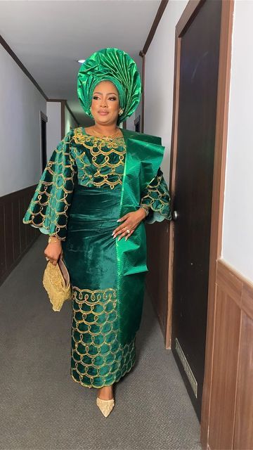 Iro And Buba Styles Lace Classy 2024, Adire Boubou Styles For Ladies, Brocade Iro And Buba, Velvet Aso Ebi, Adire Styles For Ladies 2022, Ankara Boubou Styles For Women 2022, 2piece Outfits, Chic Maxi Dresses, Best African Dresses