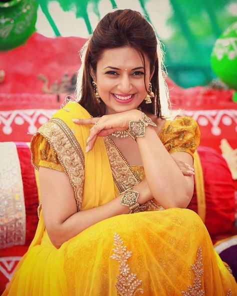 Divyanka Tripathi Is Glowing In Yellow Like A Princess At Her Haldi Ceremony!  #DivyankaWedsVivek #DivyankaTripathi #VivekDahiya #celebritieswedding #celebritywedding #wedding #bollywoodwedding #bride #groom #weddingtime #bollywood #bollywoodstyle #bollywoodactress #bollywoodactor #actress #actor #picoftheday #instapic #instadaily #instagood #filmywave Pose Pengantin, शादी की तस्वीरें, Haldi Ceremony Outfit, Divyanka Tripathi, Indian Wedding Bride, Indian Wedding Photography Couples, Bridal Photography Poses, Indian Bridal Photos, Indian Wedding Couple Photography