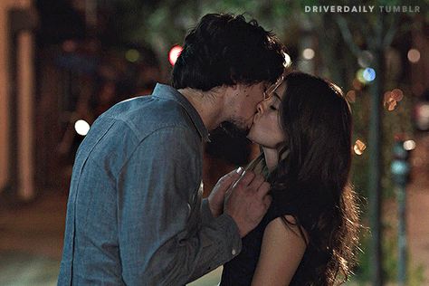 Adam Driver What If, Adam Driver Kissing, Adam Driver Kiss Gif, Adam Driver Gif, Mr Adams, Adam Drive, Sean Leonard, Kaptan Jack Sparrow, Men Kissing