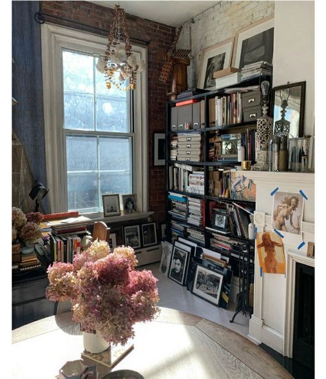 Helena Christensen Home, Tv Nook, Messy Bedroom, Victoria's Secret Models, Quirky Kitchen, Helena Christensen, New York Apartment, Home Icon, Nyc Apartment