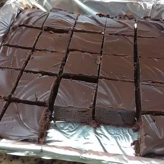 Decadent Old Fashioned Fudge Recipe: A Timeless Classic Hershey's Old Fashioned Fudge Recipe, Old Fashion Fudge Recipes, Perfect Old Fashioned, Carnation Milk, Garlic Chicken Stir Fry, Old Fashioned Fudge, Spaghetti Salad, Hershey Cocoa, Fluff Desserts