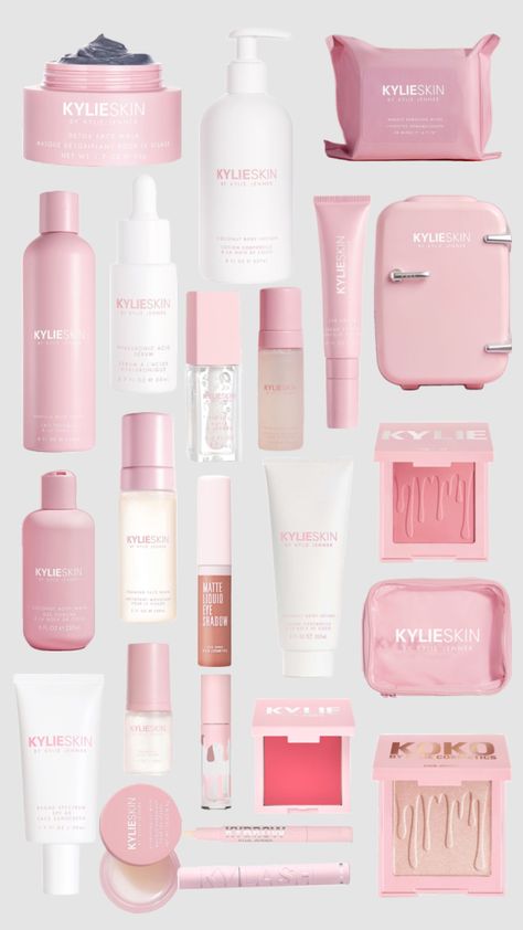 #fyp Kylie Skin, Mode Kylie Jenner, Kylie Cosmetic, Fancy Makeup, Pink Girly Things, Kylie Cosmetics, Skin Care Essentials, Skin Makeup, Kylie Jenner