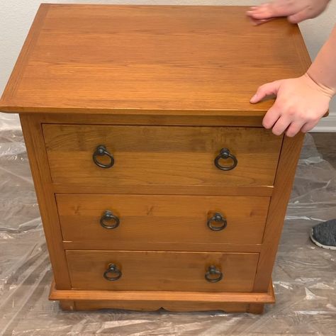 DIY with Hometalk - How To Turn An Old Dresser Into A Pet Station Dresser Dog Bed, Diy Cat Bed, Pet Station, Diy Dog Bed, Old Dressers, Diy Dog, Cat Diy, How To Turn, Diy Dog Stuff