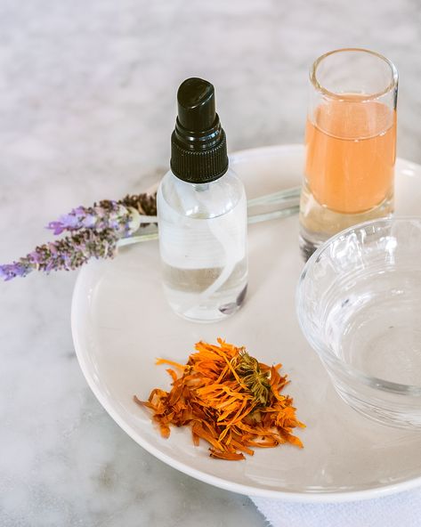 Persimmon Vinegar facial tonic Recipe.

High in antioxidants, this simple recipe combines: 
➡️ 2 TBSP Persimmon Vinegar 
➡️ 1/2 cup witch hazel 
➡️ 1/2 cup distilled water (rose water works too) 

Mix in a spray bottle and store in the fridge for a quick, cool summer face spritz. 📦 Order Persimmon Vinegar for direct delivery. 

#facialspray #athomefacial #summerskincare Persimmon Vinegar, Facial Toner Recipe, Homemade Facial, Tonic Recipe, Health Tonic, Green Bamboo, Homemade Facials, Facial Spray, Facial Toner