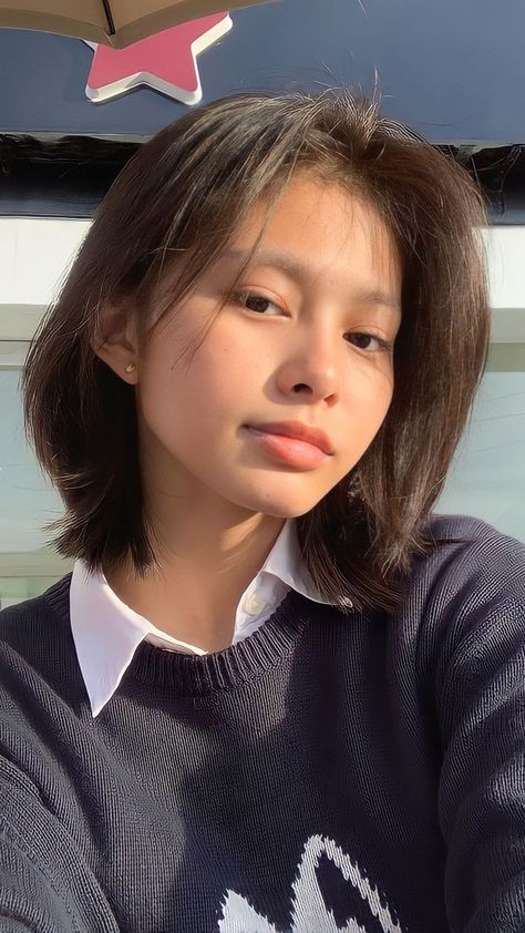 Low Maintenance Haircut Medium, Short Hairstyle Women Asian, Feby Villar, Asian Girl Pfp, Korean Short Haircut, Short Hair Tomboy, Haircuts For Medium Length Hair, Easy Hairstyles For Thick Hair, Girls Short Haircuts