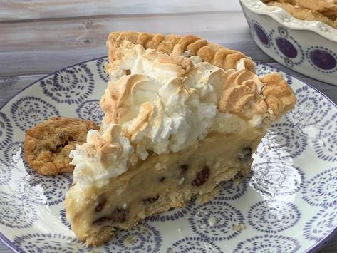 Raisin Creme Pie Recipe, Easy Sour Cream Raisin Pie, Sour Cream Apple Pie Recipe, Sour Cream Raisin Pie Recipe, Sour Cream Raisin Bars, Raisin Cream Pie Old Fashion, Raisen Pie Recipes, Sour Cream Raisin Pie Old Fashioned, Raisin Pie Recipe Easy