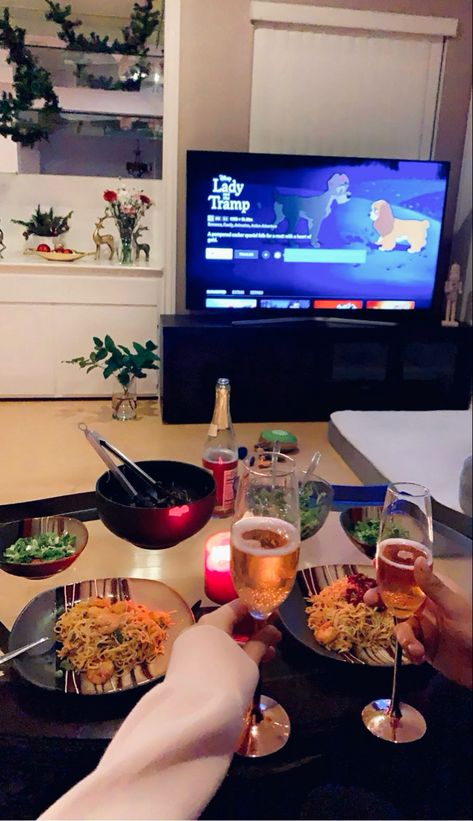 #netflixandchill #boyfriend #dinner #dinnerideas #date #datenight #dateideas #relationshiptips #goals #disney #movienight Abc Dates, Boyfriend Dinner, Disney Date, Movie Date, Film Disney, Best Boyfriend, Netflix And Chill, Disney Aesthetic, Comedy Show