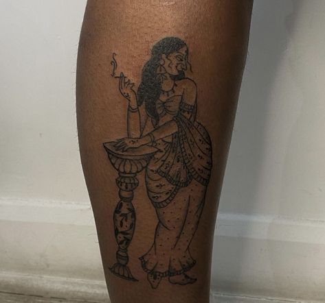 Saree Tattoo, Hindu Aesthetic Tattoo, Ancient Indian Tattoo Ideas, Traditional Hindu Tattoos, Indian Mythology Tattoo, South Asian Inspired Tattoo, South Indian Tattoo, South Asian Tattoo, Shakti Tattoo