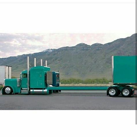 Stretched Peterbilt, Peterbilt Trucks Custom, Peterbilt 379 Custom, Peterbilt Dump Trucks, Semi Truck Parts, Custom Peterbilt, Custom Wheels Cars, Customised Trucks, Freightliner Trucks