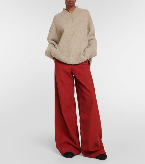 Chan corduroy wide-leg pants in red - The Row | Mytheresa Red Corduroy Pants, Corduroy Wide Leg Pants, Red Wide Leg Pants, Summer Shoes Heels, Spring Knitwear, Spring Sunglasses, Minimal Shoes, Midi Skirt Spring, Cashmere Clothing