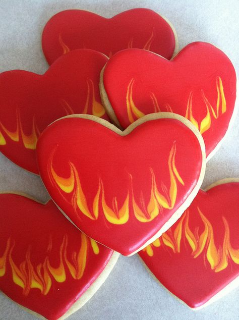 These were done after being inspired by Kneadacookie's awesome flaming heart! Frosting Cookies, Royal Frosting, Valentine Cookies Decorated, Heart Sugar Cookie, Valentine Sugar Cookies, Flaming Heart, Crazy Cookies, Shaped Cookies, Heart Shaped Cookies