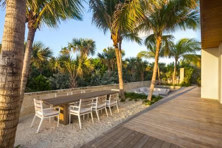 Waterside Retreats | HGTV's Ultimate Outdoor Awards 2020 | HGTV Deck Around Palm Tree, Hgtv Garden, Atlanta Botanical Garden, Outdoor Remodel, Garden Frame, Front Patio, Side Garden, Beach Bar, Pool Side