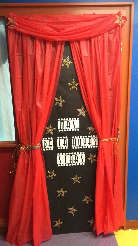 Vip Door Decoration, Hollywood Door Decorations Classroom, Red Carpet Classroom Door, Classroom Awards Decorations, Red Carpet Door Decorations, Hollywood Classroom Theme Ideas, Red Carpet Classroom Theme, Red Carpet Classroom Awards, Red Carpet School Theme