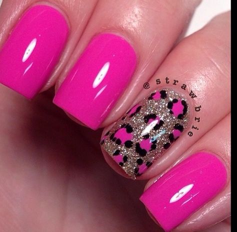 Hot Pink leopard glitter Pink Cheetah Nails, Pink Leopard Nails, Summer Nails Colors Designs, Cheetah Nail Designs, Cheetah Print Nails, Funky Nail Art, Cheetah Nails, Leopard Print Nails, Painted Nails