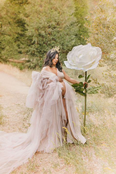 Fairytale Couture Maternity Photos in the Woods - Kristen Booth Photography. Fantasy maternity with large rose and couture gown Fairy Pregnancy Photoshoot, Fantasy Maternity Shoot, Crestline California, Fairytale Couture, Fae Ball, Fantasy Couture, Fairytale Hair, Fairy Photoshoot, Cute Pregnancy Pictures