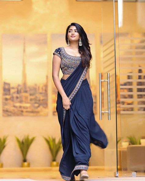 #Model & #Actress | @highlight @followers 🤩😍🥰😘 Lehenga With Saree, Bridesmaids Saree, Plain Georgette Saree, Eesha Rebba, Reception Saree, Sarees For Girls, Sari Design, Saree Bollywood, Bridesmaid Saree