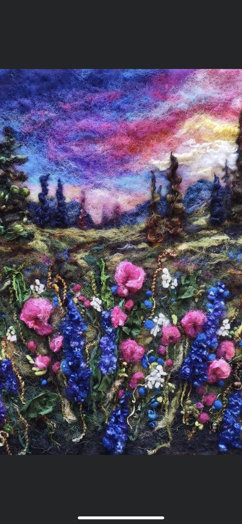 Flower Needle Felting, 2d Needle Felting Pictures, Needle Felted Pictures, Garden Textiles, Felt Landscapes, 2d Felting, Felted Painting, Felting Pictures, Felted Pictures