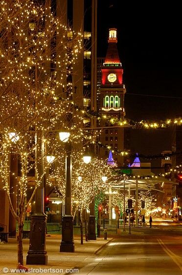 Downtown Denver during the holiday season. Denver Christmas, Christmas Lights Outside, Christmas Aesthetic Wallpaper, Downtown Denver, Wallpaper Collage, Xmas Lights, Colorado Homes, Clock Tower, Christmas Aesthetic