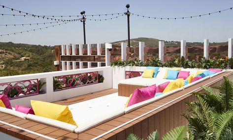 Love Island House Bloxburg, Bloxburg Love Island Villa Layout, Love Island Villa Bloxburg Layout, Love Island Layout, Love Island House, Villa Bloxburg, Love Island 2023, Island House Plans, Love Island Villa