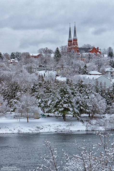 St Joseph's Church, Oil City, PA, 2013.  Photo by Timothy Rudisille. Things To Do In Pennsylvania Winter, Winter In Pennsylvania, Oil City Pennsylvania, Pennsylvania Station New York City, St Joes, Pennsylvania History, Best Places To Live, St Joseph, Pittsburgh Pa