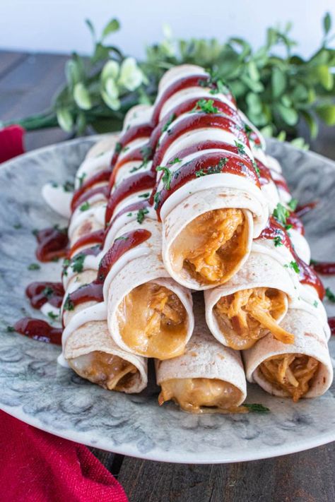 Creamy Raspberry Chipotle BBQ Chicken Taquitos, drizzled with ranch, bbq sauce and chopped cilantro, on grey marbled plate. Bbq Chicken Taquitos, Raspberry Chipotle Chicken, Raspberry Chipotle Sauce, Chipotle Recipes, Sweet Bbq Sauce, Summer Eats, Carlsbad Cravings, Chicken Taquitos, Cheese Pairings