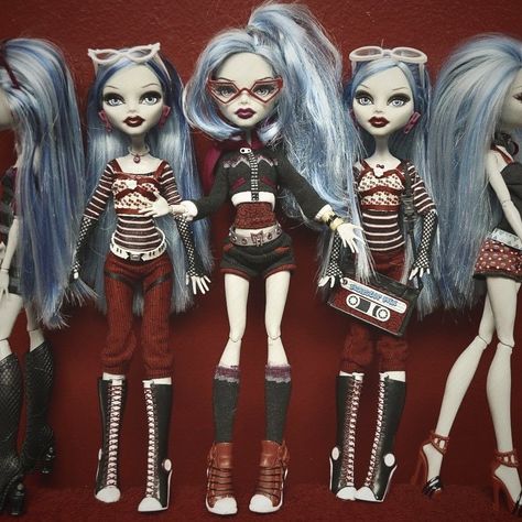 ghoulia Ghoulia Shoes, Ghoulia Makeup, Ghoulia Outfit, Ghoulia Costume, Ghoulia Cosplay, Ghoulia Monster High, Monster High Halloween Costumes, Monster High Halloween, Monster High Ghoulia