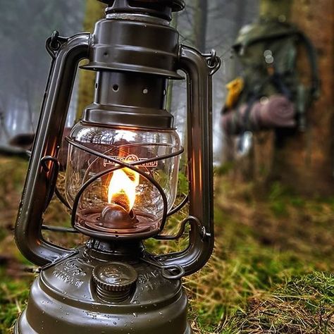 Hunting Shop, Outdoor Survival Gear, Thermal Heat, Camping Lanterns, Kerosene Lamp, Camping Survival, Kerosene, Outdoor Survival, Outdoor Art