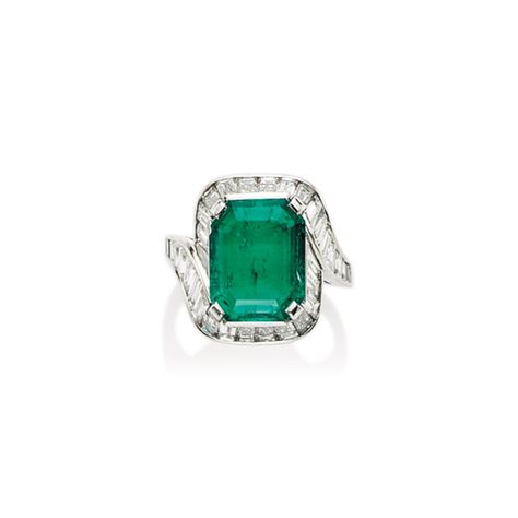 AN EMERALD AND DIAMOND RING, BY BULGARI Emerald And Diamond Ring, Baguette Cut Diamond, Put A Ring On It, Faceted Gemstones, Antique Jewellery, Precious Metals, Crossover, Beautiful Rings, Turquoise Ring