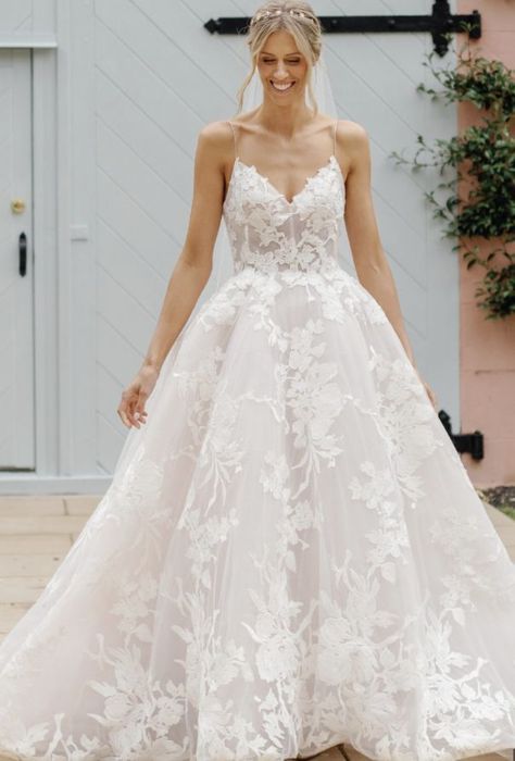 this ballgown is shown with a blush lining and ivory lace, delicate straps, and a corseted bodice with a long, beautiful train. Monique Lhuillier Wedding Dress, Fashion Book, Couture Bridal, Wear Store, Monique Lhuillier, Bridal Fashion, Bridal Shop, Ivory Lace, Bridal Couture