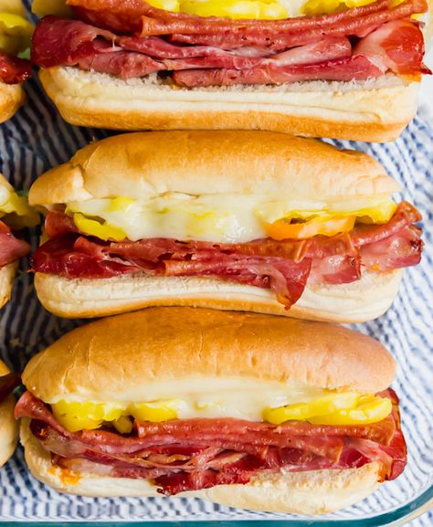 This baked Italian Hoagie recipe is the perfect crowd-pleasing main dish. They're crazy-easy to put together and bake up just right! Italian Hoagie Recipe, Italian Sandwich Recipes, Hoagie Sandwiches, Italian Hoagie, Sandwhich Recipes, Make Ahead Salads, Marinated Vegetables, Easy Sandwich Recipes, Italian Sandwich