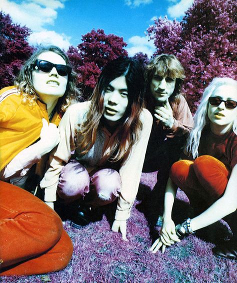 smashing pumpkins in technicolor and dip dyed hair Jimmy Chamberlin, D'arcy Wretzky, Band Photoshoot, Fashion Show Poster, Billy Corgan, The Smashing Pumpkins, Pumpkin Photos, Sonic Youth, Smashing Pumpkins