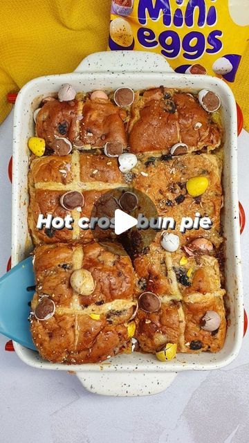 Emily Scott on Instagram: "HOT CROSS BUN PIE 🥚🍫🍌. With a Biscoff, banana and mini egg filling, this is my kinda pie 😋.

Simply slice hot cross buns, spread one half with Biscoff spread then arrange in a dish with banana slices & crumbled mini eggs.

Add the top halves, soak in a french toast mixture & top with a few more mini eggs, then bake in the oven until warm & gooey 🤤.

This is so versatile as you can use any flavour of hot cross buns that you like, plus you can use other fillings too. Try different spreads (Nutella, peanut butter, jam, salted caramel etc.), fruit or another Easter chocolate... the flavour possibilities are endless! 👌

Recipe (serves 4):
🧡 Cut 4-6 hot cross buns in half (I used 5 to fill a medium sized baking dish).
🥚 Spread the bottom halves of the hot cross Biscoff Banana, Nutella Peanut Butter, Emily Scott, Hot Cross Bun, Banana Slices, Biscoff Spread, Nutella Spread, Mini Egg, Hot Cross Buns