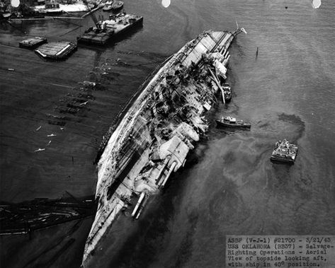 USS Oklahoma being righted in Pearl Harbor Pearl Harbor 1941, Uss Oklahoma, Us Battleships, Uss Arizona, Us Navy Ships, Pearl Harbor Attack, Naval History, United States Navy, Pearl Harbor