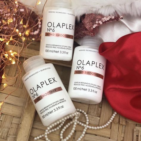 EID SALE: FLAT 10% OFF Olaplex No.6 Bond Smoother - 100ml 😍 A powerful leave-in styling cream that tackles frizz, hydrates, and shields all hair types. No. 6 is a concentrated formula that works wonders for coloured and chemically treated hair. It strengthens, moisturizes, and speeds up blow-dry time while delivering smoothness and frizz control for up to 72 hours. 🏷️ FLAT 10% Off All Orders with code: EID10 (Offers Excluded) Shop now: https://beautiv.com/product/no6-bond-smoother-67208/97... Olaplex No 6, No 6, Styling Cream, Frizz Control, Treated Hair, 72 Hours, All Hair Types, Blow Dry, Leave In