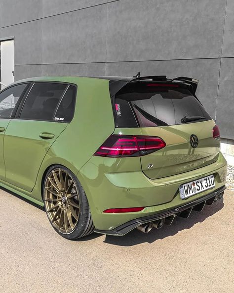 Golf 7.5 R, Golf 7r, Vw Golf R Mk7, Gti Car, Vw Pointer, Cars Volkswagen, Golf R Mk7, Golf 7 R, Golf 7 Gti