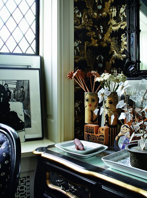 A Fashionable Life: Anna Sui - Harper's Bazaar Singapore Parts Of The Mass, Paper Mache Dolls, Otaku Room, Monochromatic Color Scheme, Poppy Pattern, New York Apartment, Top Design Fashion, Kelly Wearstler, Dream Apartment