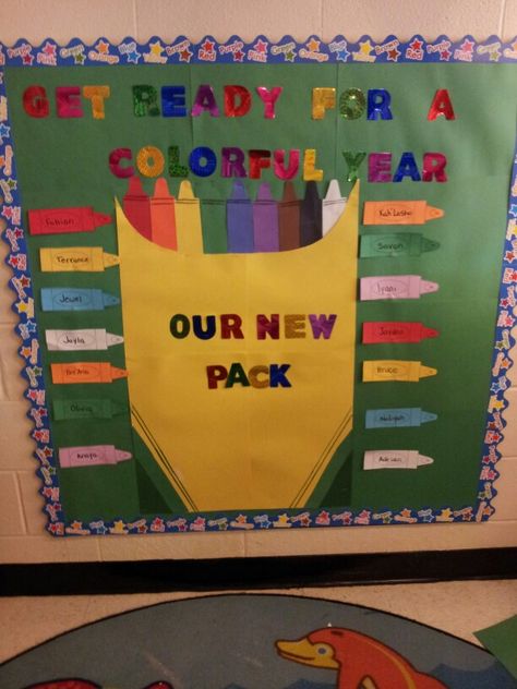 Back to school bulletin board First Day Of School Bulletin Boards, Back To School Bulletin Boards Toddlers, Art Work Bulletin Board Preschool, Pre K Bulletin Boards Back To School, August Bulletin Boards, Kindergarten Bulletin Boards, Preschool Boards, Teacher Bulletin Boards, Fall Bulletin Boards