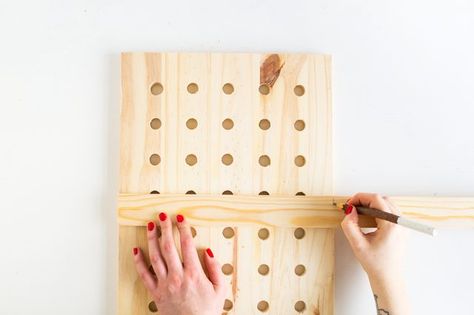 DIY oversize pegboard Modern Pegboard, Diy Peg Board, Parts Storage, Tools Jewelry, Grilling Tools, Tradeshow Booth, Furniture Makeovers, Peg Board, Organization Ideas