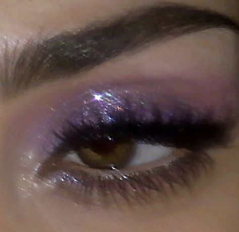 Purple Hoco Makeup Looks, Purple Speak Now Makeup, Sparkly Birthday Makeup, Purple Makeup Ideas For Brown Eyes, Sparkly Purple Makeup Looks, Taylor Swift Makeup Looks Speak Now, Speak Now Makeup Eras Tour, Purple Prom Eyeshadow, Quince Makeup Purple And Gold