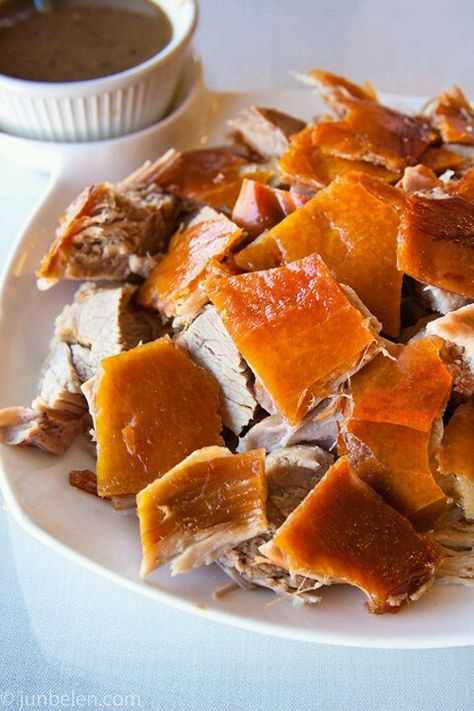 Filipino Lechon All I can say is YUMMY!!!!! Recetas Puertorriqueñas, Puerto Rico Food, Filipino Foods, Philippines Food, Pinoy Food, Latin Food, The Bay Area, Filipino Recipes, I Love Food