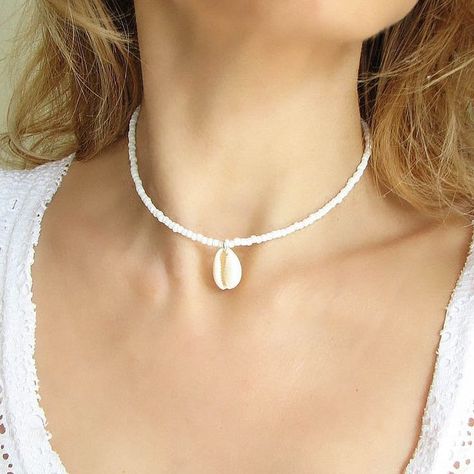 White Choker Necklace, White Beaded Necklace, White Choker, Seed Bead Choker, Necklace Shell, White Beaded Necklaces, Shell Choker, Real Flower Jewelry, Bead Choker