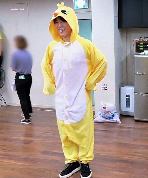 Jimin Yellow Outfit, Yellow Outfit, Busan, Bts Jimin, Rain Jacket, Prince, Easter, Bts, Halloween